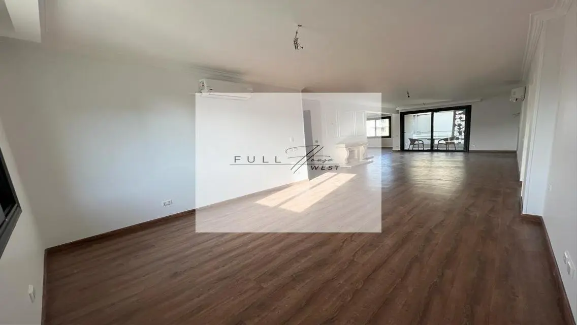 Luxury Villa for Sale with Private Pool and Garden