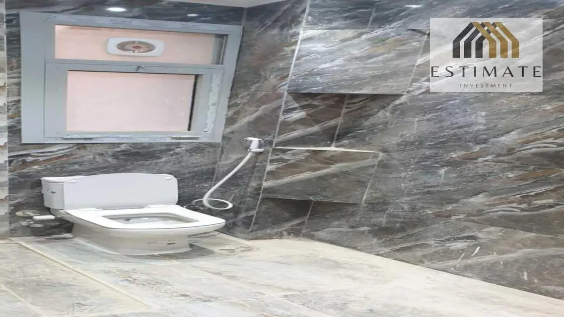 Luxurious 160 sqm Apartment for Sale in the Heart of the City