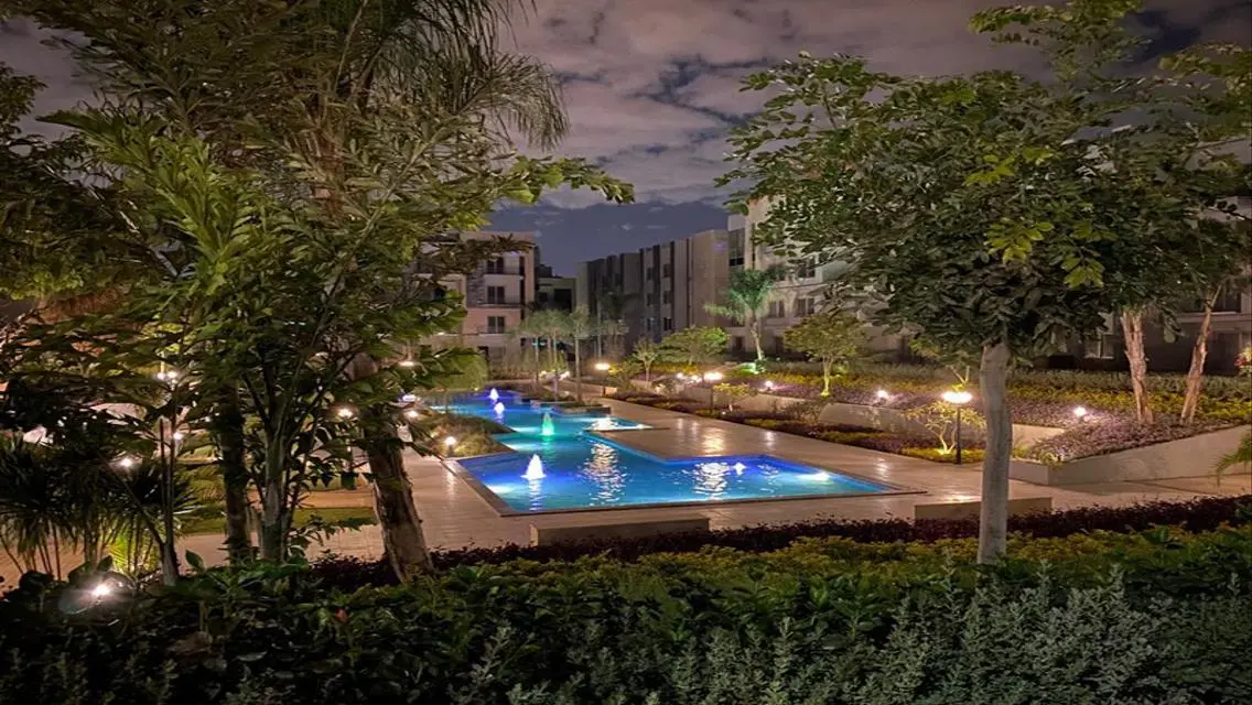 Galleria - Moon Valley 71 - Luxurious Apartment with Lake View