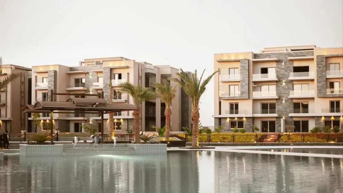 Galleria - Moon Valley 71 - Luxurious Apartment with Lake View