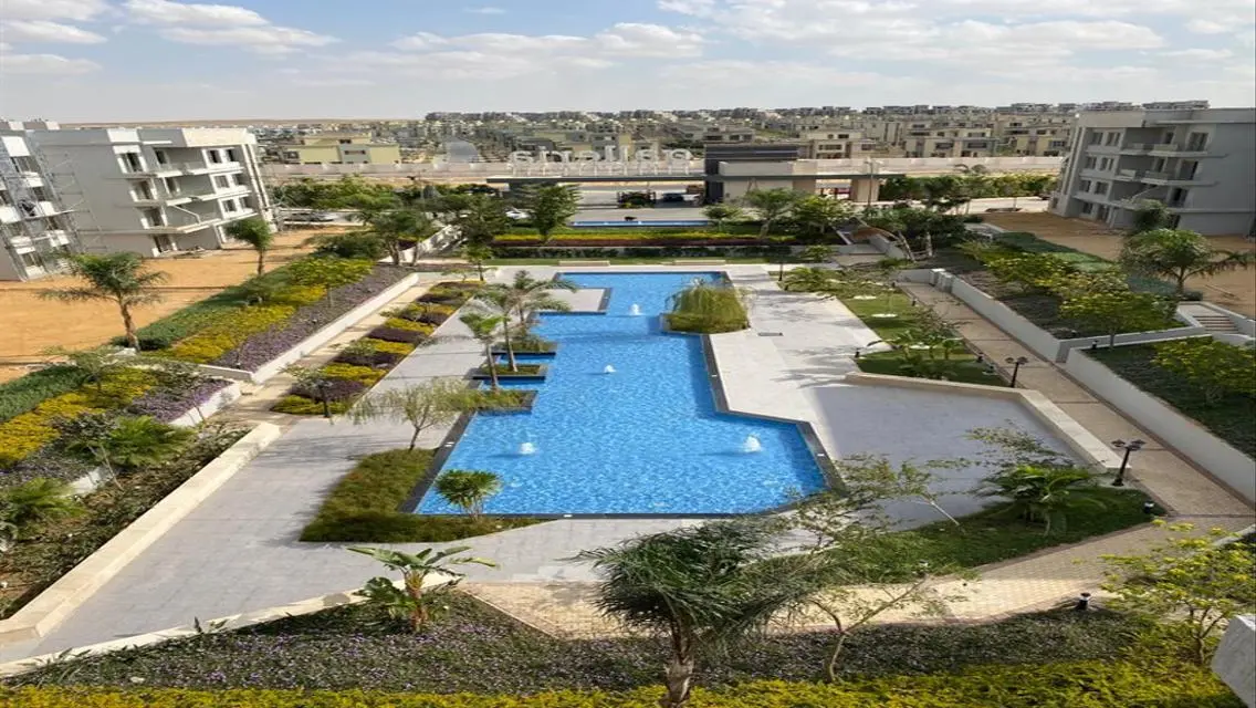 Galleria - Moon Valley 71 - Luxurious Apartment with Lake View