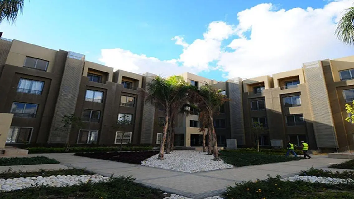 Luxury Apartment with Balcony and Security Guard