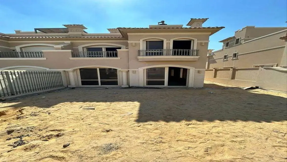Luxury Villa for Sale with Expansive Space