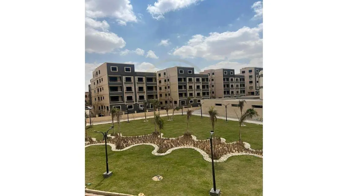 شقة فاخرة للإيجار بإطلالة مميزة في قلب المدينة