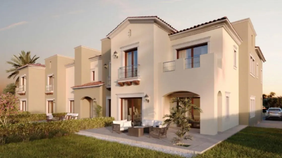 Luxury Apartment 2100 m² with Balcony and Maid’s Room