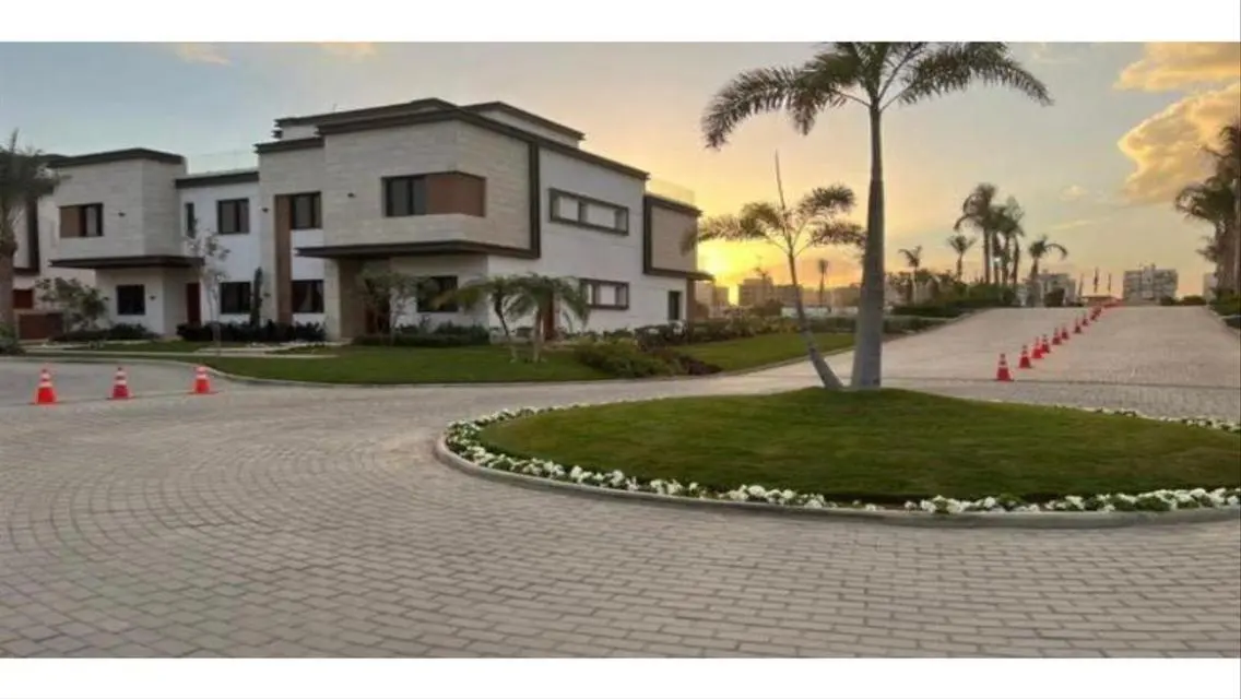 Luxury Villa for Sale in Reedy Group at 14,000,000