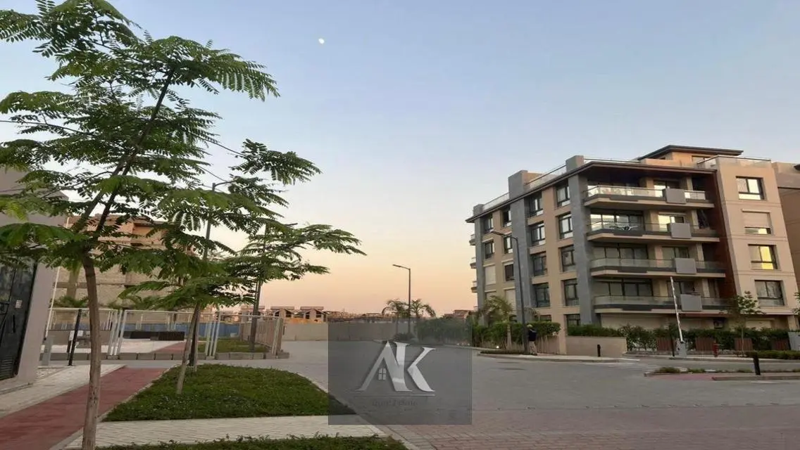 Luxury Apartment with Lake View - 140 sqm