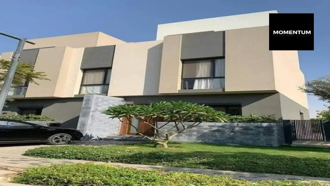 Luxurious Apartment with Security and Balcony in a Prime Location