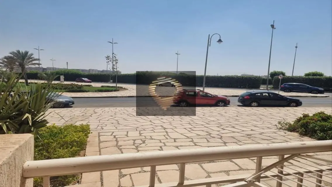Luxurious Villa in Park East - All Amenities Included