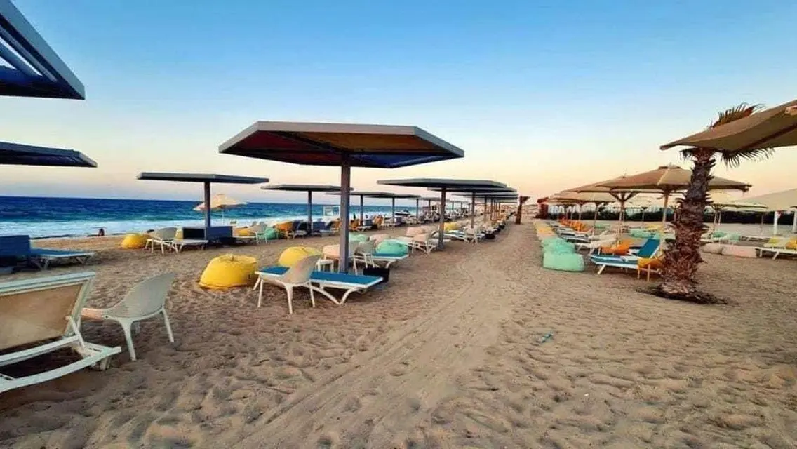 Luxurious Apartment With Stunning Views and Amenities