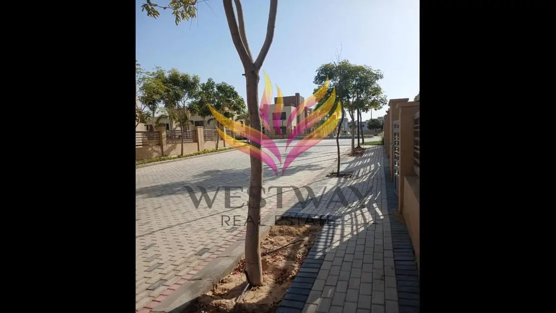 شقة فاخرة بمساحة 256 متر للبيع في وسط المدينة
