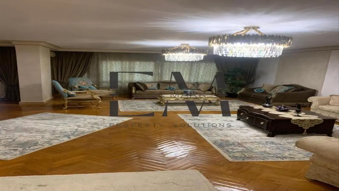 شقة فاخرة للبيع بـ 55000 جنيه - 240 متر مربع