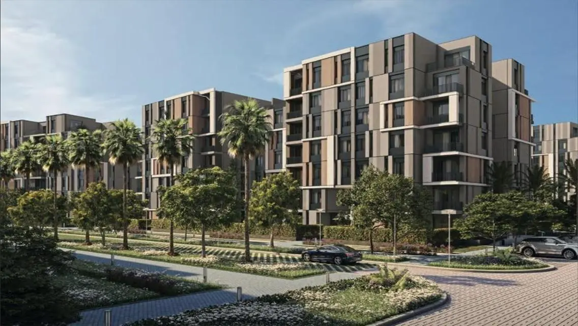Luxurious 5-Bedroom Apartment with Balcony and Shared Pool
