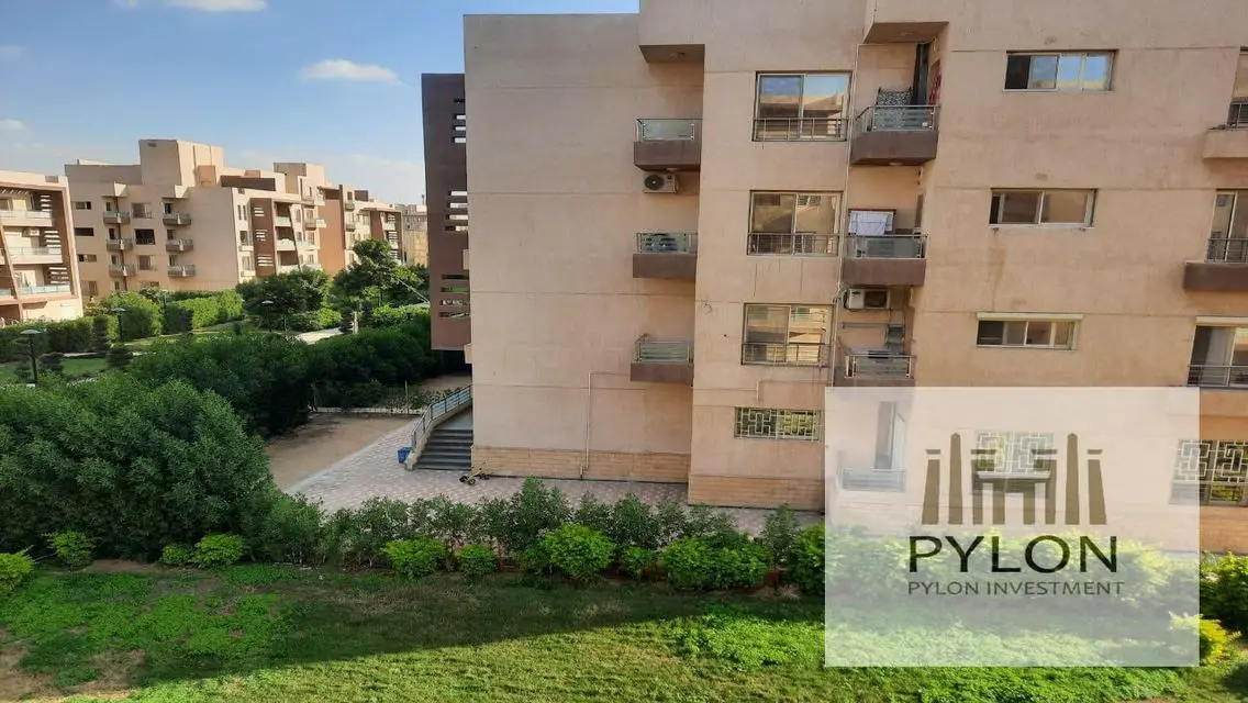 Unique Investment Opportunity in 240m² Property