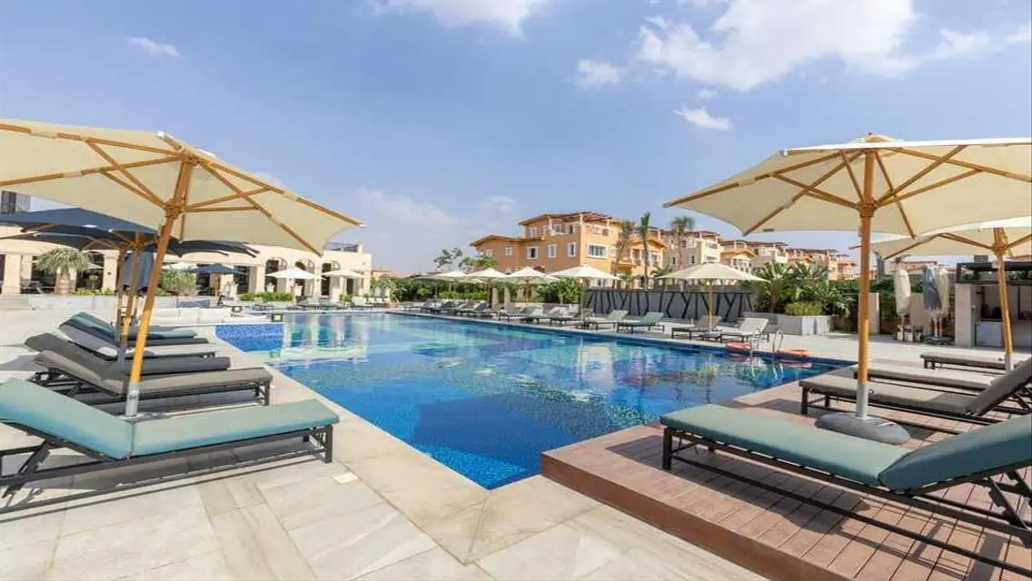 Luxurious Villa with Stunning Views and Comprehensive Amenities