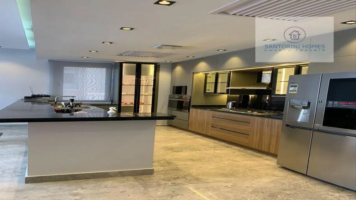 Luxury Mini Cafe Truck for Sale at Golden Square Mall