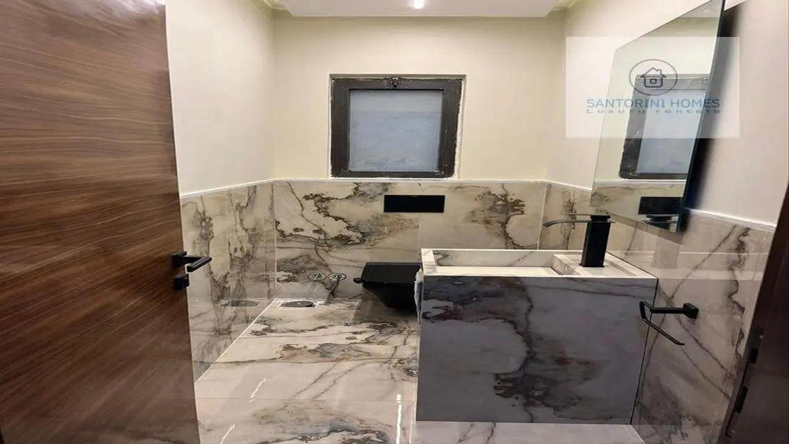 Luxury Duplex Apartment for Rent in Santorini