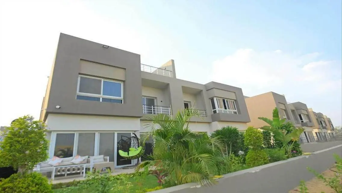 Luxury Villa for Sale with Private Garden and Pool