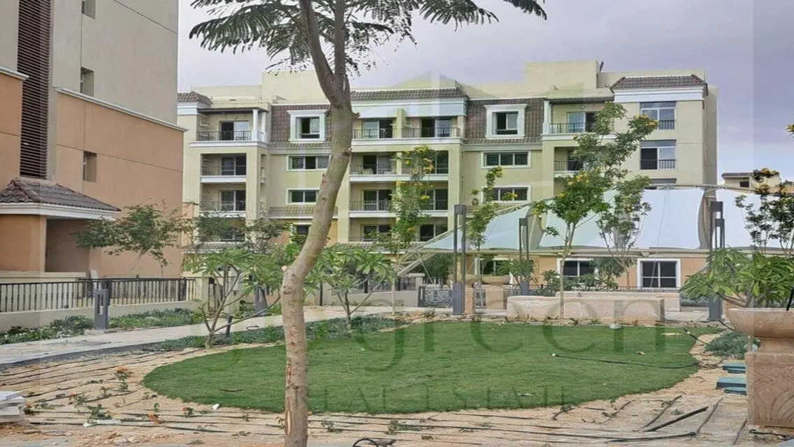 Luxury 4-Bedroom Villa with Private Garden and Shared Pool