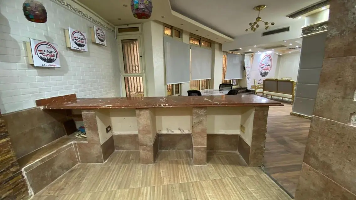 Luxury Apartment with Scenic Landmark View