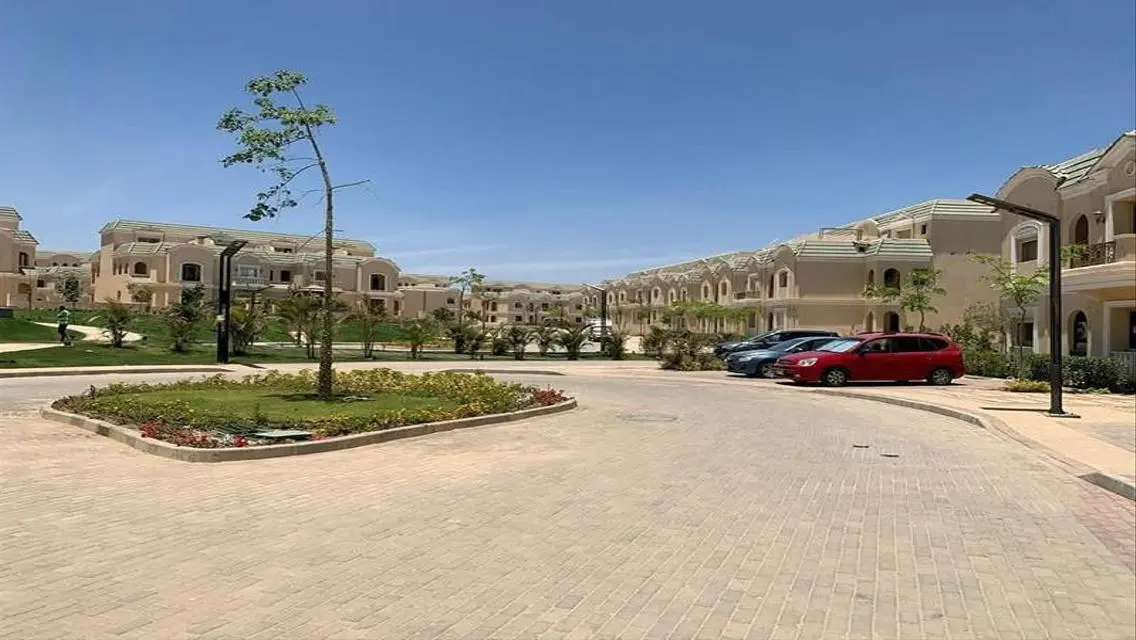 فيلا فاخرة للبيع 4,000,000 جنيه - مع حديقة ومسبح خاص