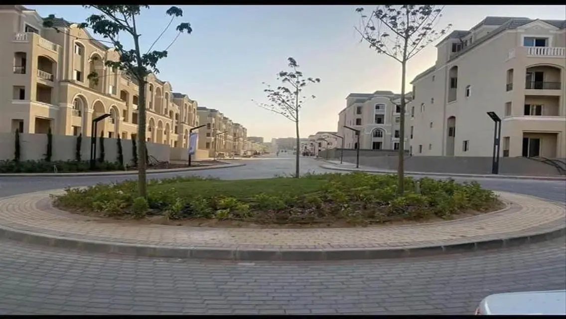 فيلا فاخرة للبيع 4,000,000 جنيه - مع حديقة ومسبح خاص