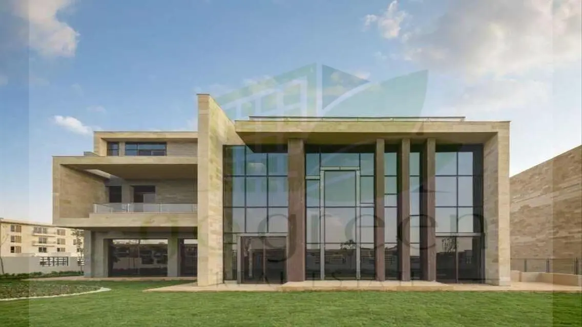 Luxury Apartment for Sale with 350 Square Meters in Prime Location