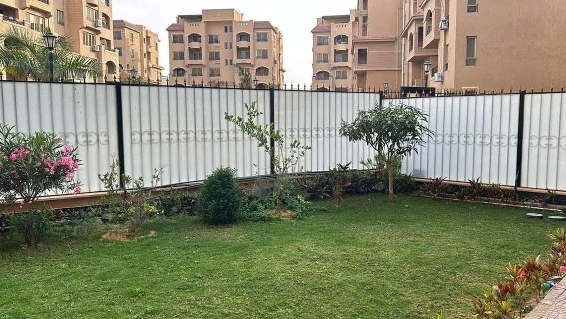 فيلا فاخرة للبيع بمساحة 170 متر مربع