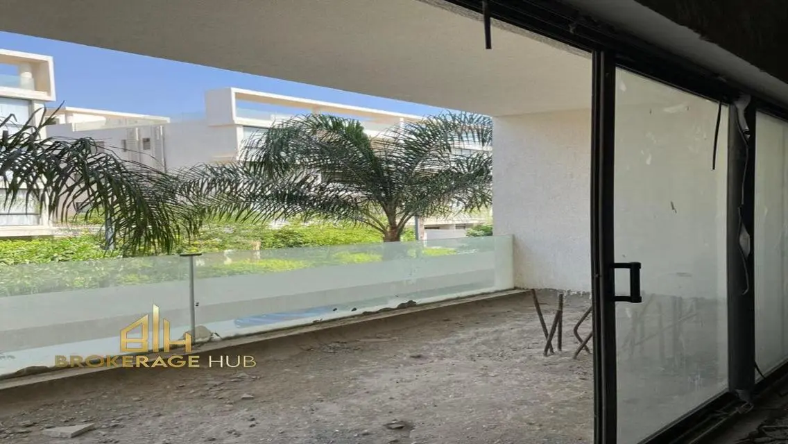Luxury Apartment at Attractive Price with Spacious Features