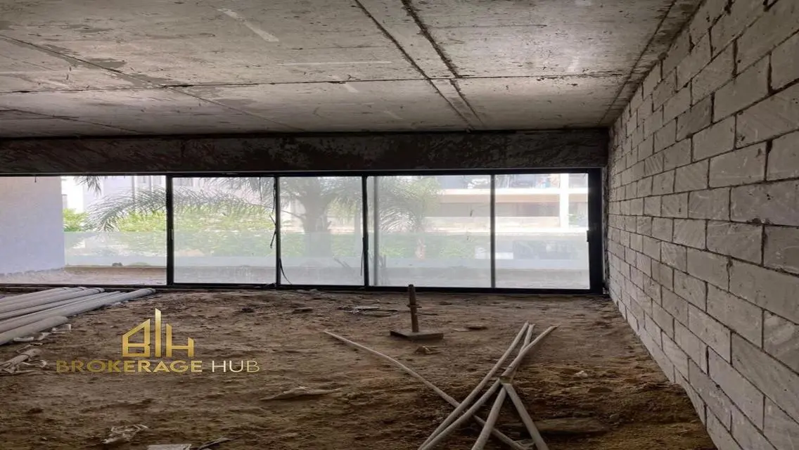 Luxury Apartment at Attractive Price with Spacious Features