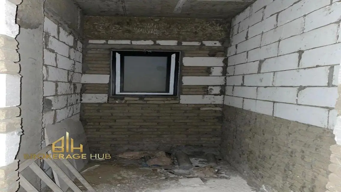 Luxury Apartment at Attractive Price with Spacious Features