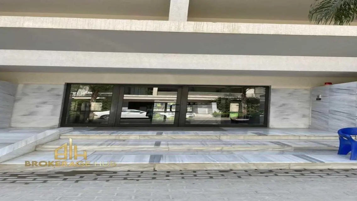 Luxury Apartment at Attractive Price with Spacious Features