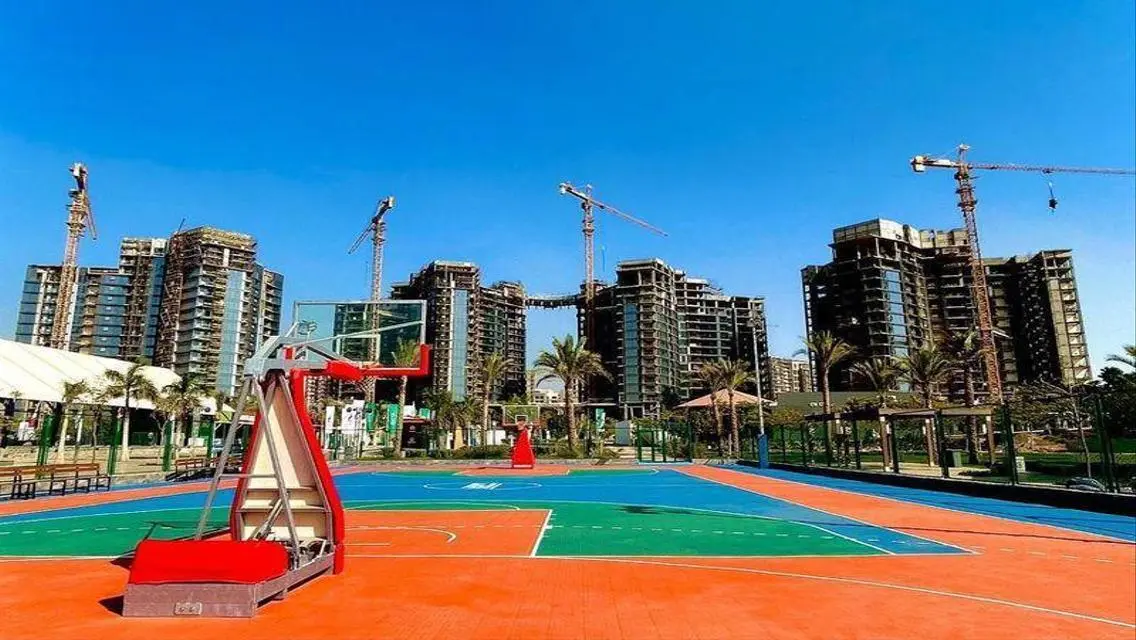 فيلا فاخرة مع خدمات متميزة في نادي كلوب بارك