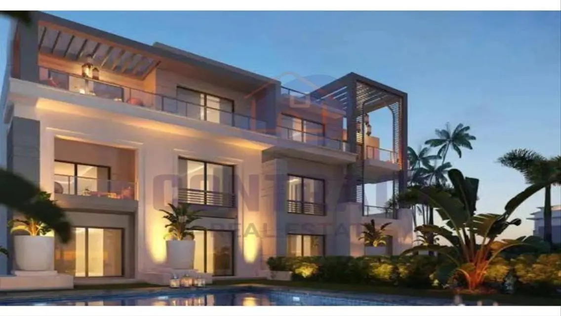 Luxury Apartment with Spacious Views by the Lakes