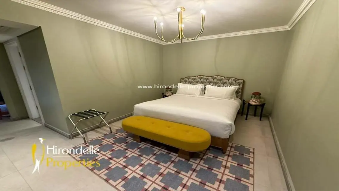 Luxury Villa for Sale at 100000