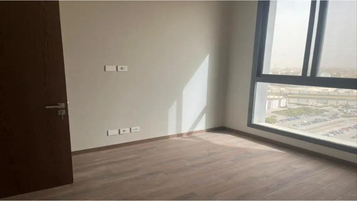 فيلا فاخرة مع مسبح خاص ومرافق شاملة للبيع