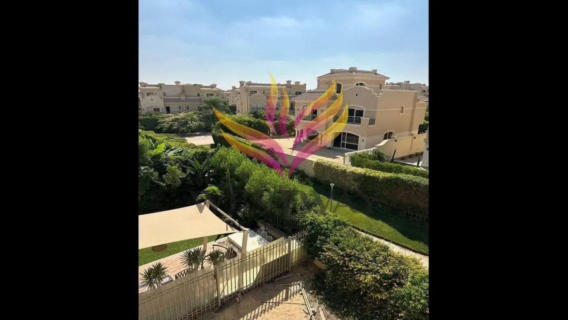 شقة فاخرة للبيع بمساحة 225 متر