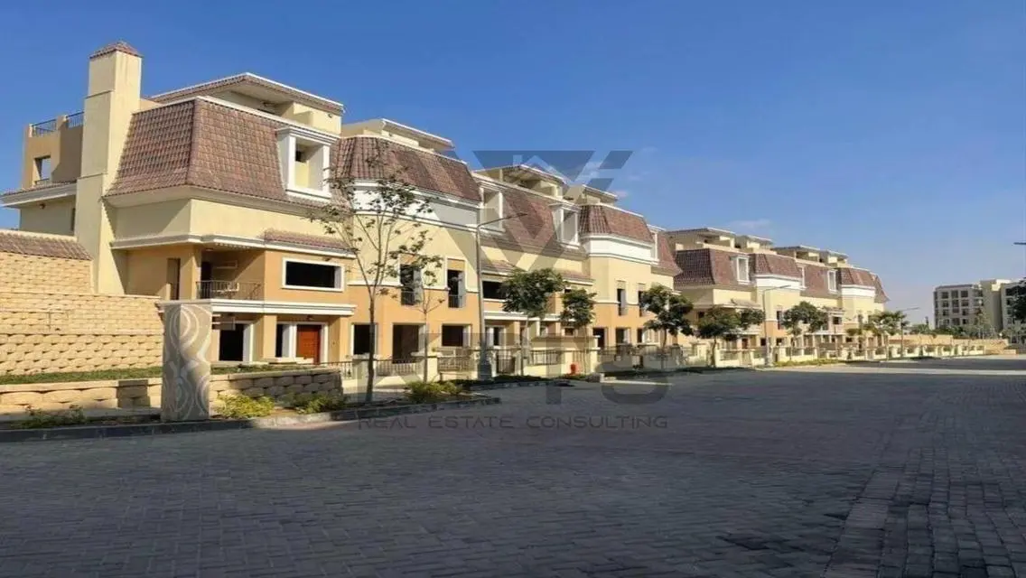 Luxurious Villa for Sale with Stunning Views - 725 sqm
