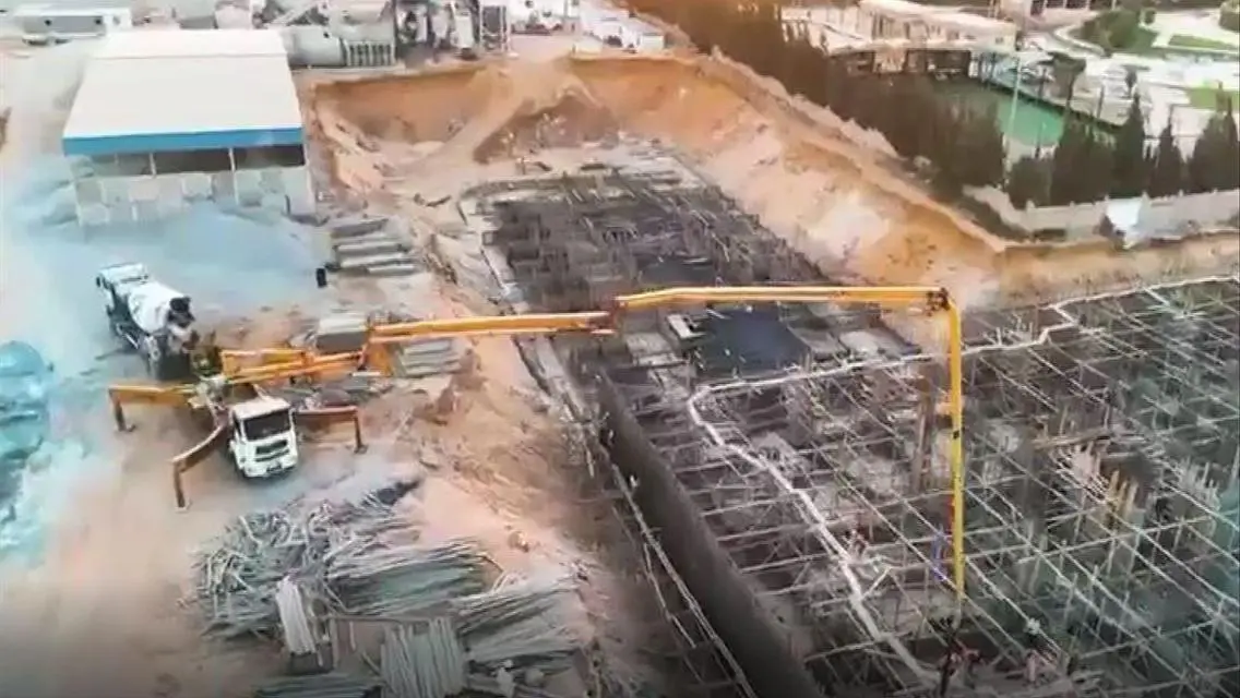شقة فاخرة للبيع بمساحة واسعة ومرافق استثنائية