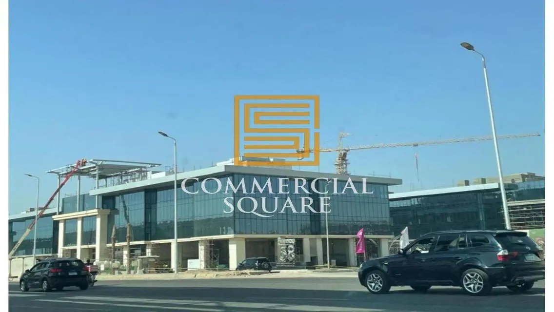 شقة فاخرة مع موقف سيارات في قلب المدينة