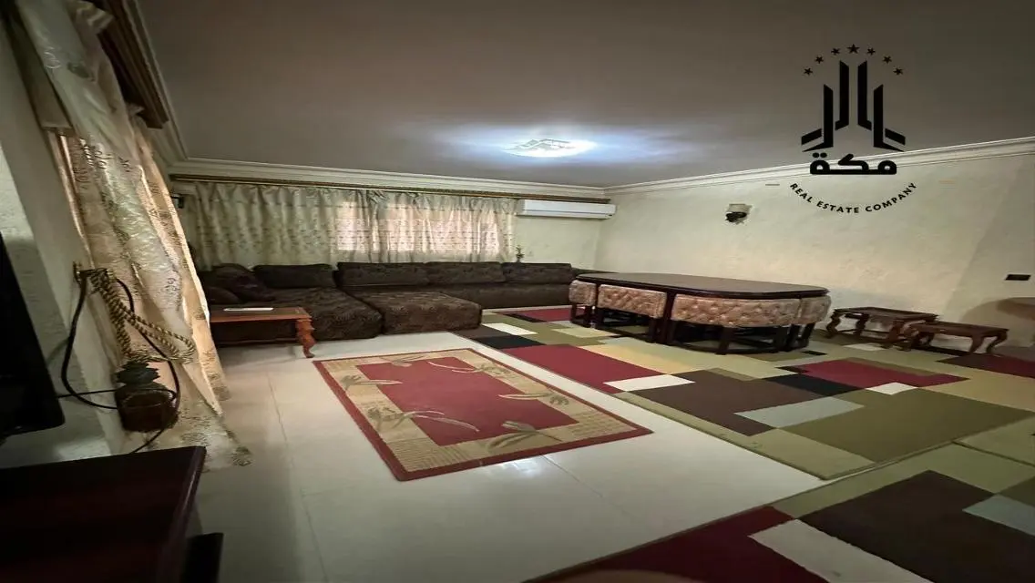 Stunning 200 sqm Apartment with 3 Bedrooms for Rent