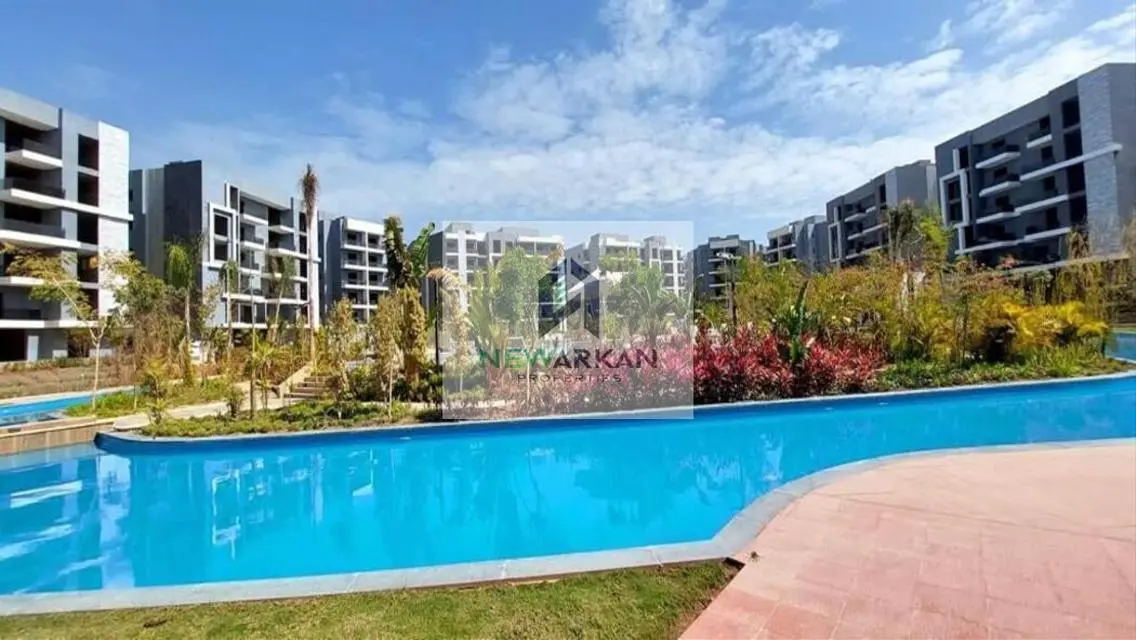 Luxury Apartment with Private Garden in the Heart of the City
