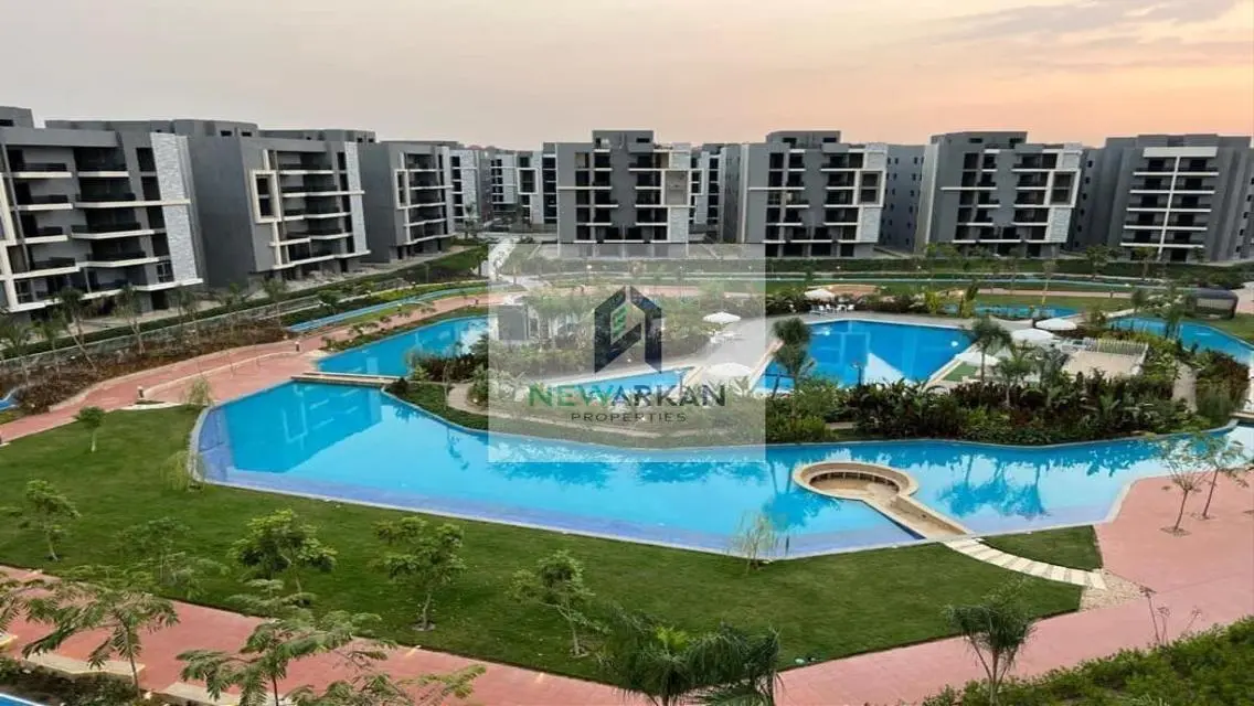 Luxury Apartment with Private Garden in the Heart of the City