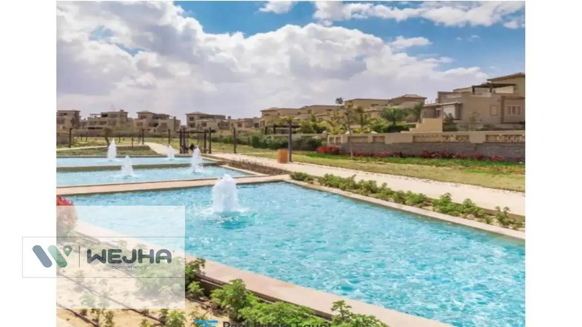 فيلا فاخرة للايجار بمساحة واسعة وإطلالة خلابة