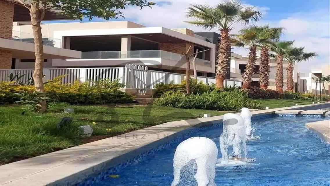 فيلا فاخرة بمسبح خاص وحديقة في Elora 34