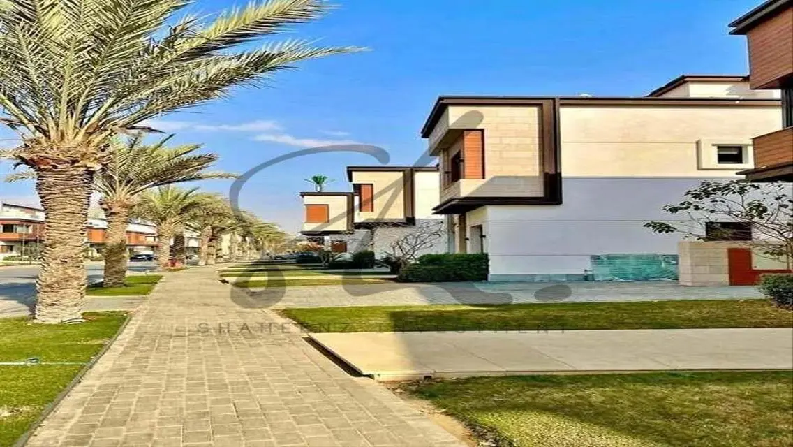 فيلا فاخرة بمسبح خاص وحديقة في Elora 34
