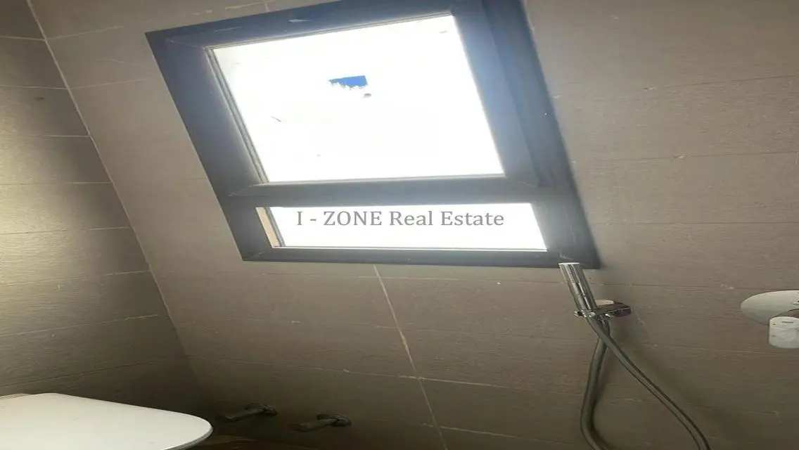 Luxurious Home with Premium Features in I-Zone