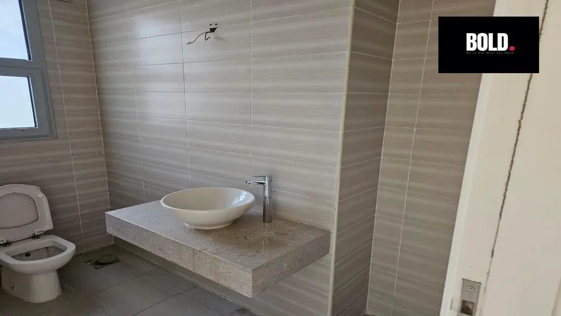 Luxury Villa with 5 Bedrooms and Private Pool