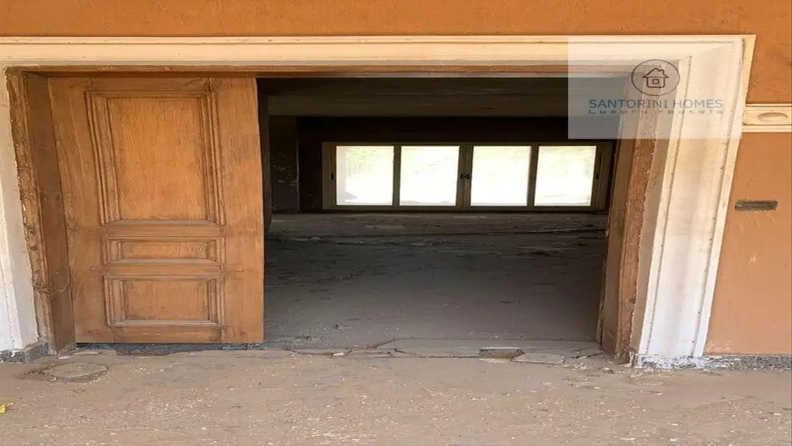 شقة فاخرة للإيجار في سانتوريني مع إطلالة ساحرة