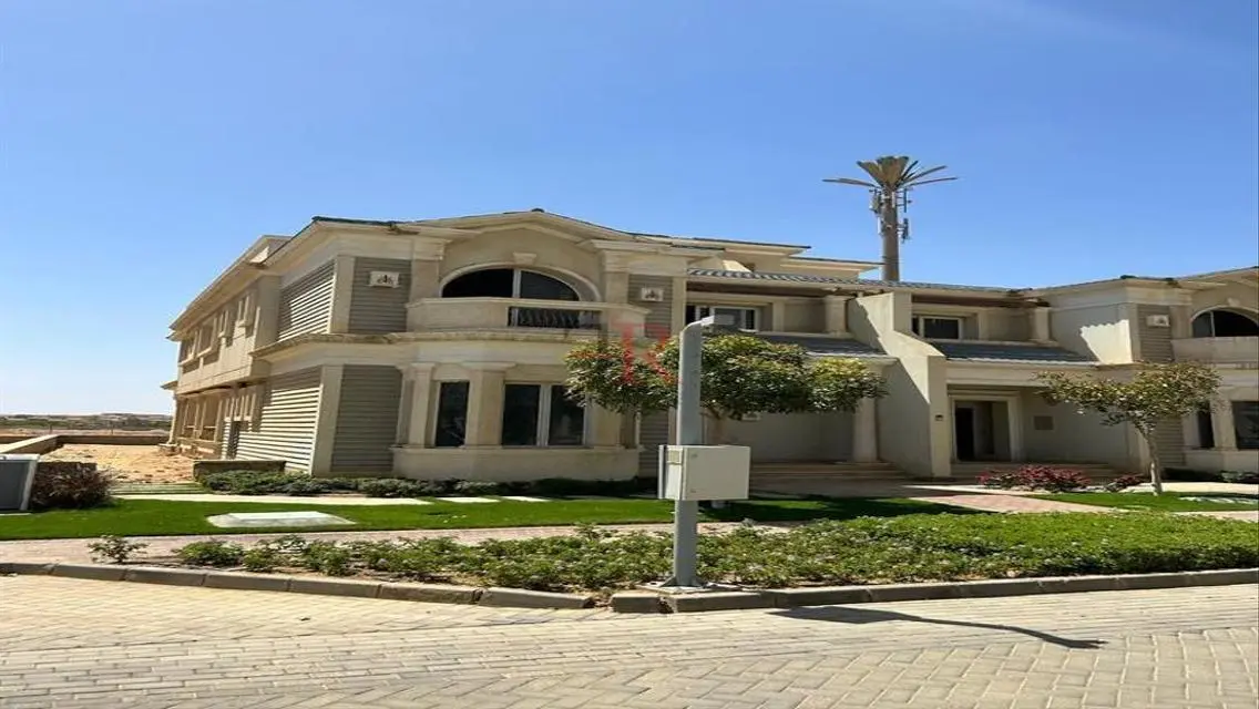 Luxury Villa for Sale with Stunning Design and Amenities
